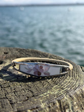 Load image into Gallery viewer, ACK Flower Bangle