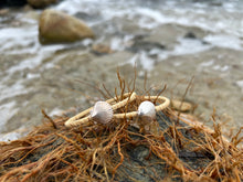 Load image into Gallery viewer, Sterling Silver Shell Bangle
