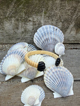 Load image into Gallery viewer, Mini Scalloped Cuff
