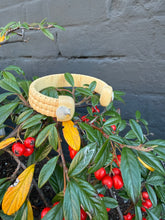 Load image into Gallery viewer, Scallop Cuff
